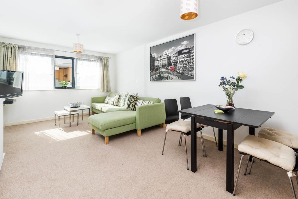 Апартаменты Fantastic 1 Bed Flat Stratford Лондон Экстерьер фото
