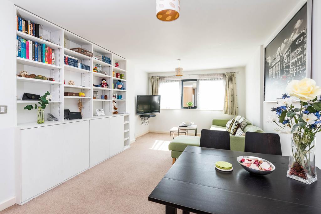 Апартаменты Fantastic 1 Bed Flat Stratford Лондон Экстерьер фото
